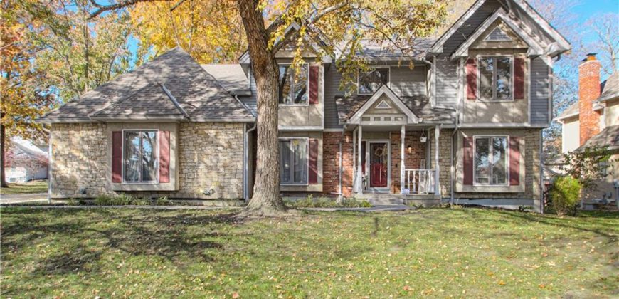 Homes for Sale in Gladstone, MO 64119 | 116  The Woodlands Drive