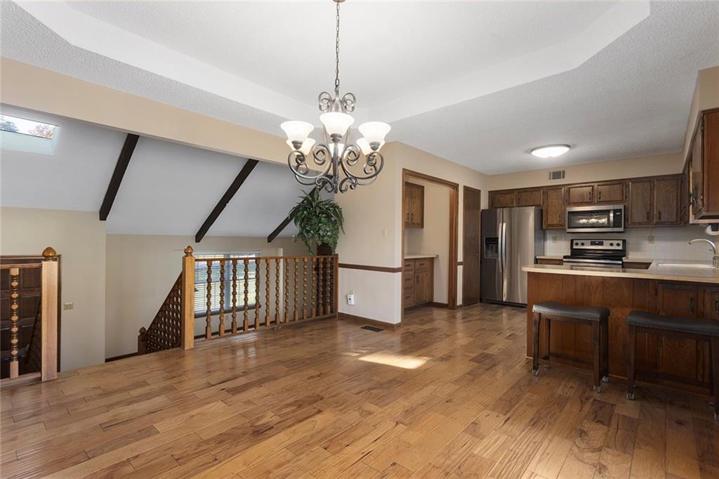 Homes for Sale in Liberty, MO 64068 | 2120  Pin Oak Drive