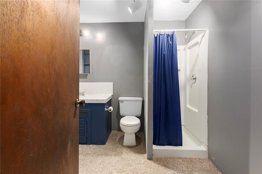 Homes for Sale in Liberty, MO 64068 | 2120  Pin Oak Drive