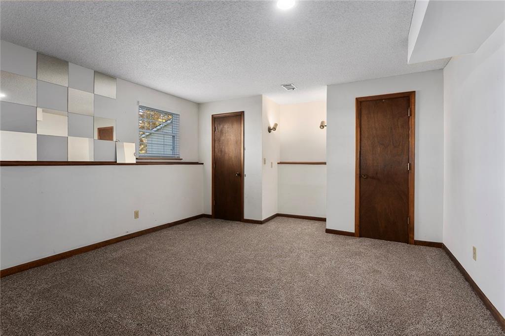 Homes for Sale in Liberty, MO 64068 | 2120  Pin Oak Drive