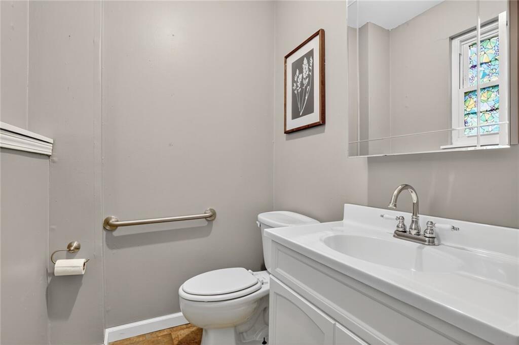 Homes for Sale in Kansas City, MO 64155 | 1016 NE 104 Terrace