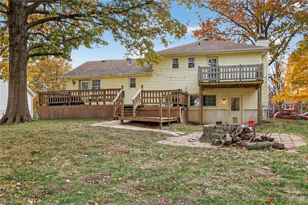 Homes for Sale in Kansas City, MO 64155 | 1016 NE 104 Terrace