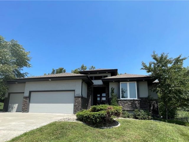 Homes for Sale in Kansas City, MO 64151 | 4602 NW 71st Street