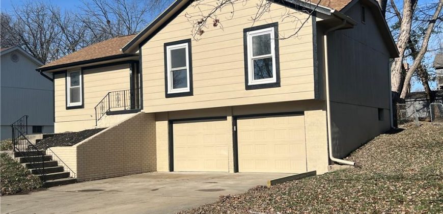 Homes for Sale in Pleasant Valley, MO 64068 | 8702 N Linda Lane