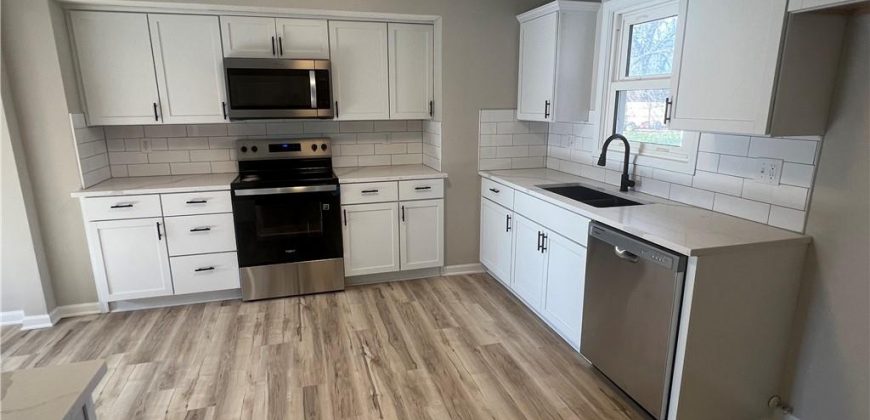 Homes for Sale in Pleasant Valley, MO 64068 | 8702 N Linda Lane