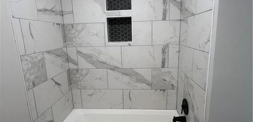 Homes for Sale in Pleasant Valley, MO 64068 | 8702 N Linda Lane