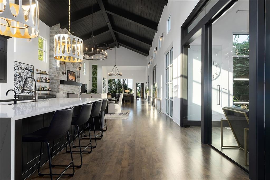 Homes for Sale in Parkville, MO 64152 | 6949  Watson’s Country Lane