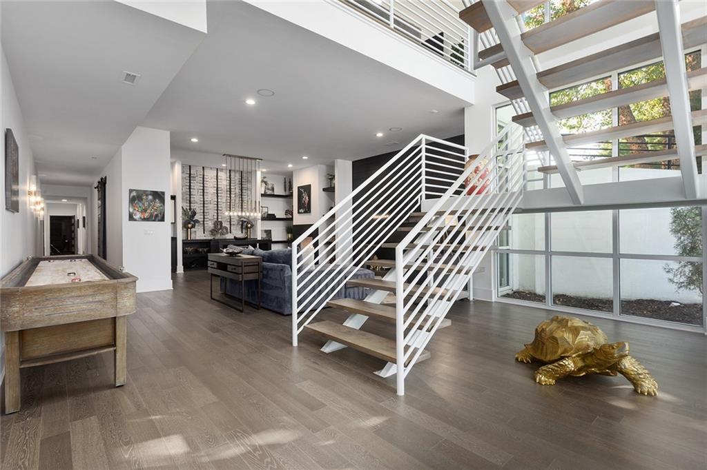 Homes for Sale in Parkville, MO 64152 | 6949  Watson’s Country Lane