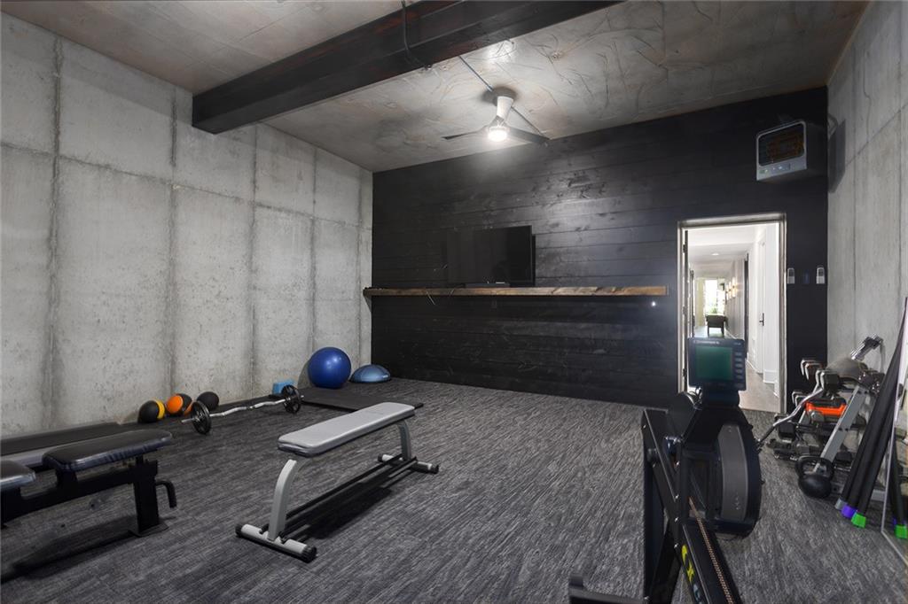 Homes for Sale in Parkville, MO 64152 | 6949  Watson’s Country Lane