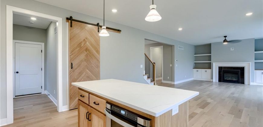 Homes for Sale in Liberty, MO 64068 | 1989  Longview Drive