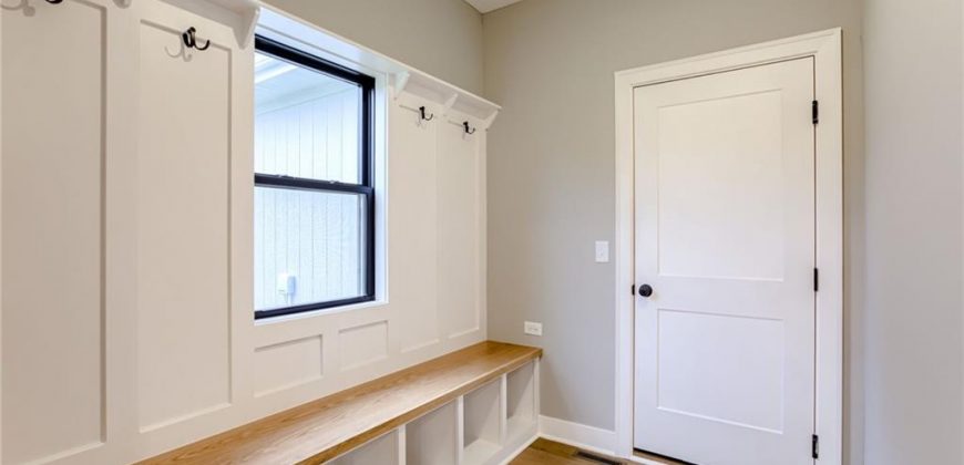 Homes for Sale in Liberty, MO 64068 | 1989  Longview Drive