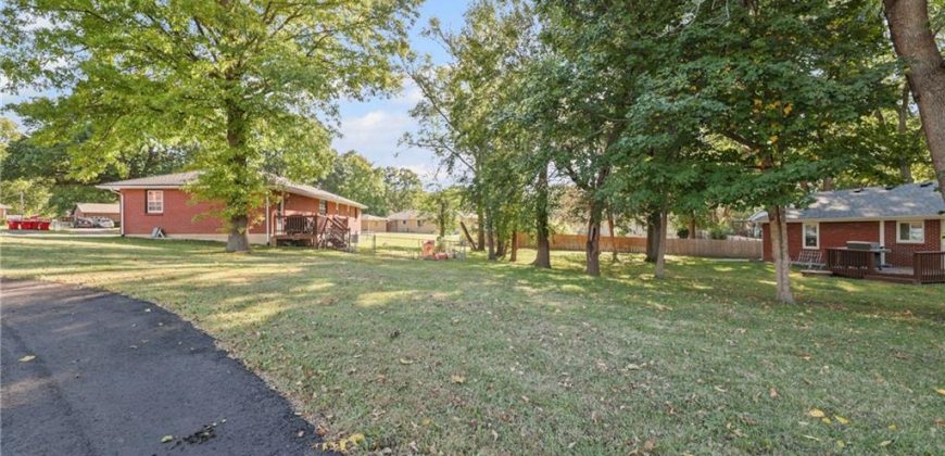 Homes for Sale in Smithville, MO 64089 | 702  Quincy Boulevard