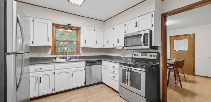 Homes for Sale in Smithville, MO 64089 | 702  Quincy Boulevard