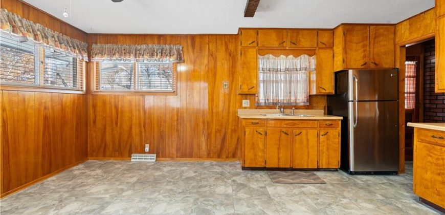 Homes for Sale in Pleasant Valley, MO 64068 | 7019 N Elm Street