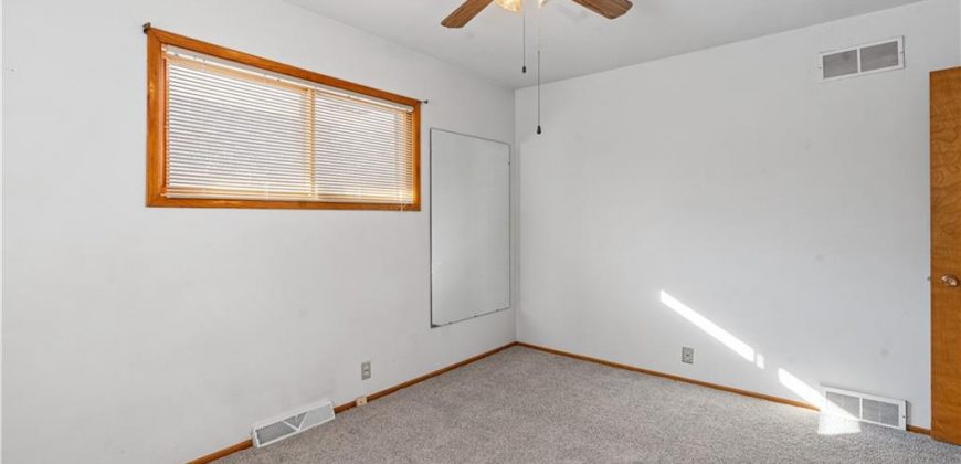 Homes for Sale in Pleasant Valley, MO 64068 | 7019 N Elm Street