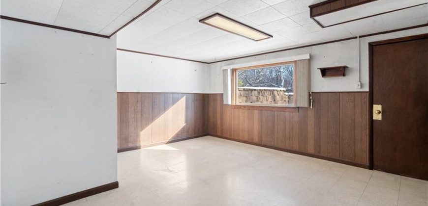 Homes for Sale in Pleasant Valley, MO 64068 | 7019 N Elm Street