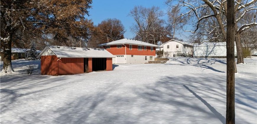 Homes for Sale in Pleasant Valley, MO 64068 | 7019 N Elm Street