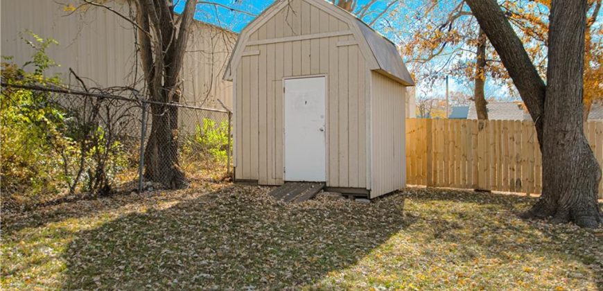 Homes for Sale in Gladstone, MO 64118 | 609 NE 76th Terrace