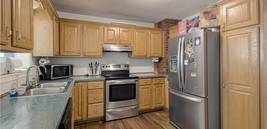 Homes for Sale in Gladstone, MO 64118 | 609 NE 76th Terrace