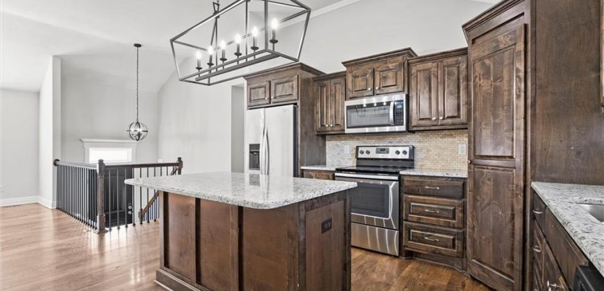 Homes for Sale in Smithville, MO 64089 | 1006  Buttercup Street