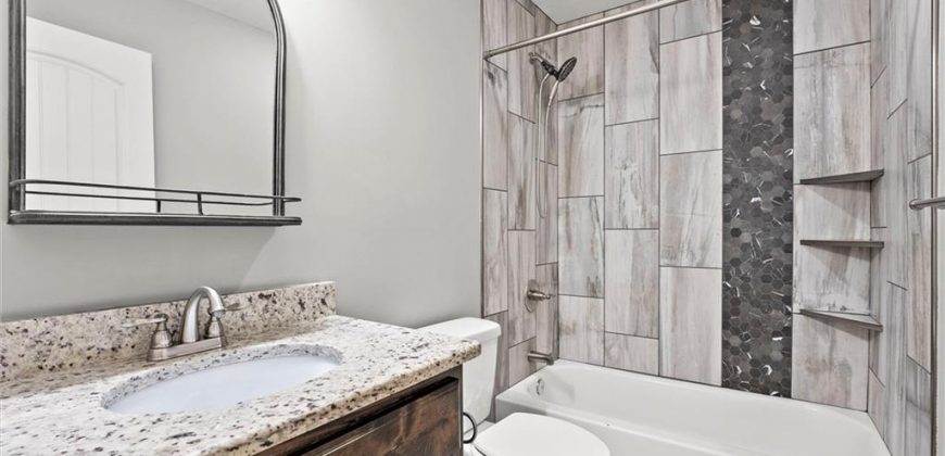 Homes for Sale in Smithville, MO 64089 | 1006  Buttercup Street