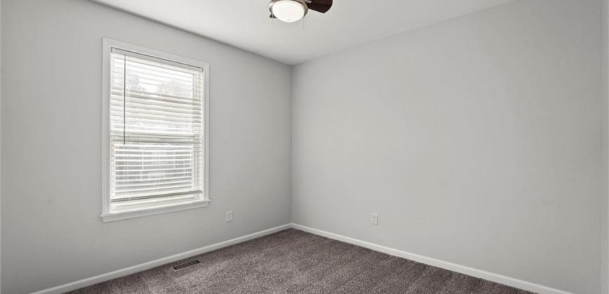 Homes for Sale in Smithville, MO 64089 | 1006  Buttercup Street