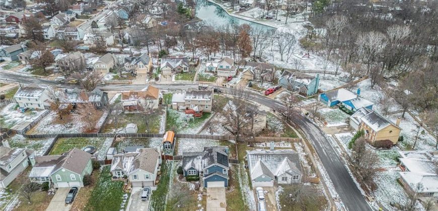 Homes for Sale in Kansas City, MO 64155 | 11005 N Wyandotte Street