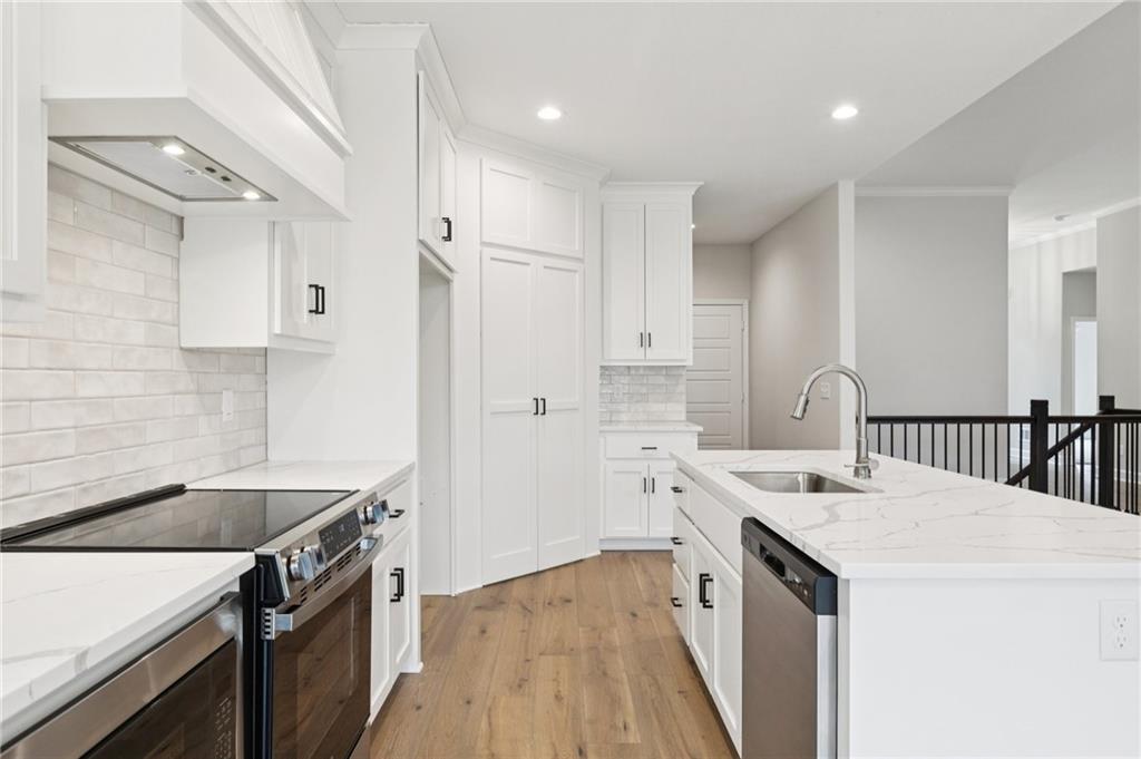 Homes for Sale in Kearney, MO 64060 | 1300  Melissa Court