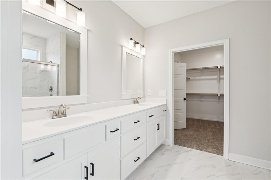 Homes for Sale in Kearney, MO 64060 | 1300  Melissa Court