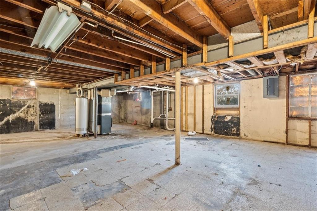 Homes for Sale in Kansas City, MO 64119 | 225 E Whittier Street