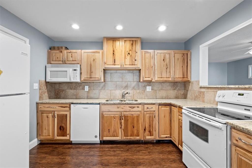 Homes for Sale in Kansas City, MO 64119 | 225 E Whittier Street