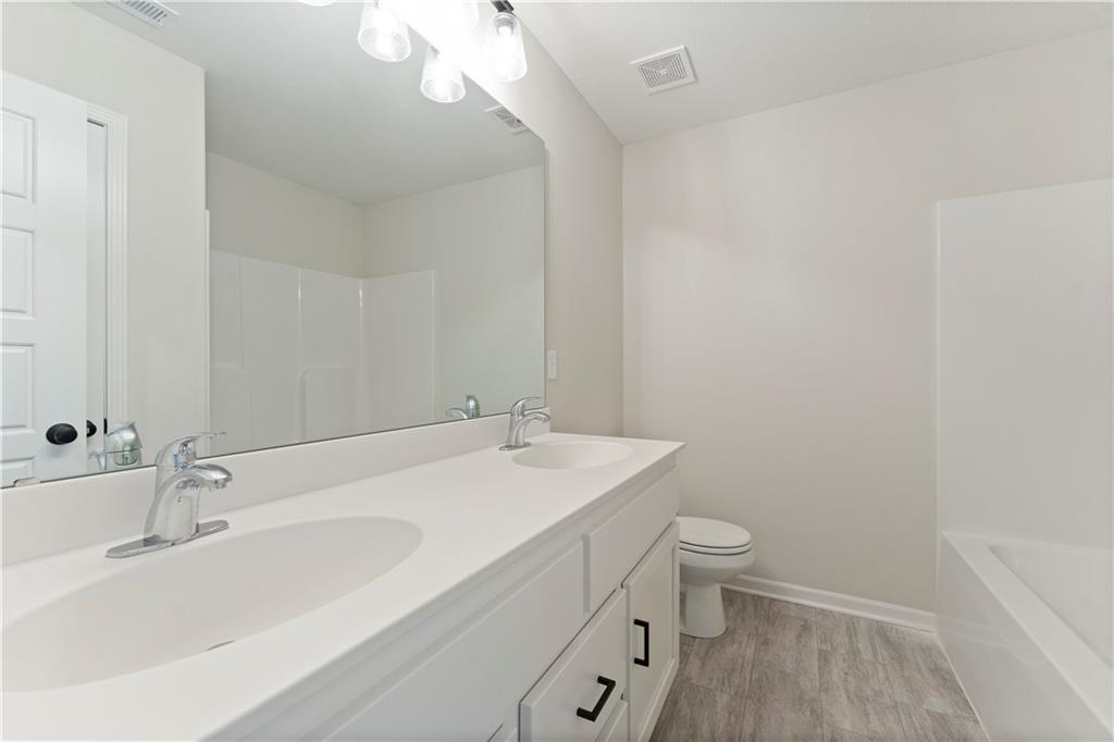 Homes for Sale in Kansas City, MO 64156 | 11803 N Bellaire Avenue