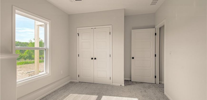 Homes for Sale in Kansas City, MO 64157 | 9810 N Laurel Avenue