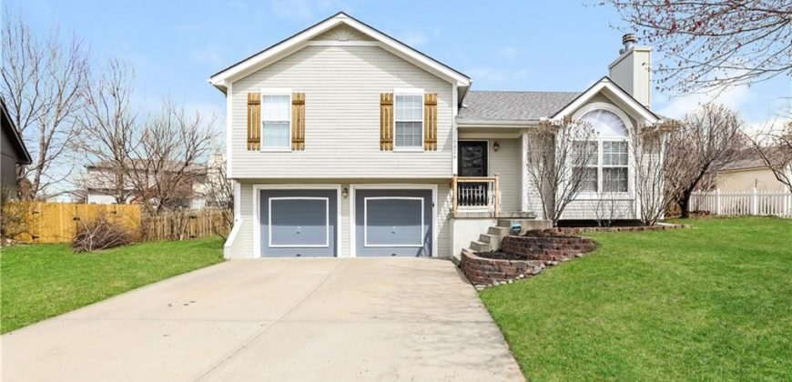 Homes for Sale in Kansas City, MO 64157 | 8424 NE 107th Court