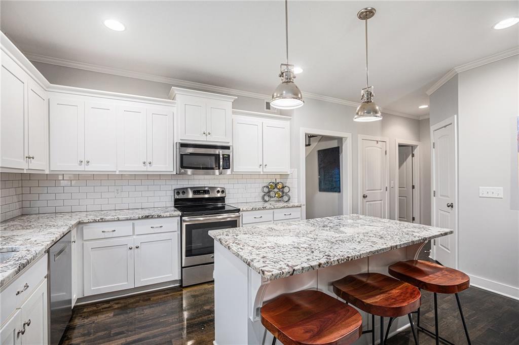 Homes for Sale in Kansas City, MO 64116 | 406 E 31st Avenue