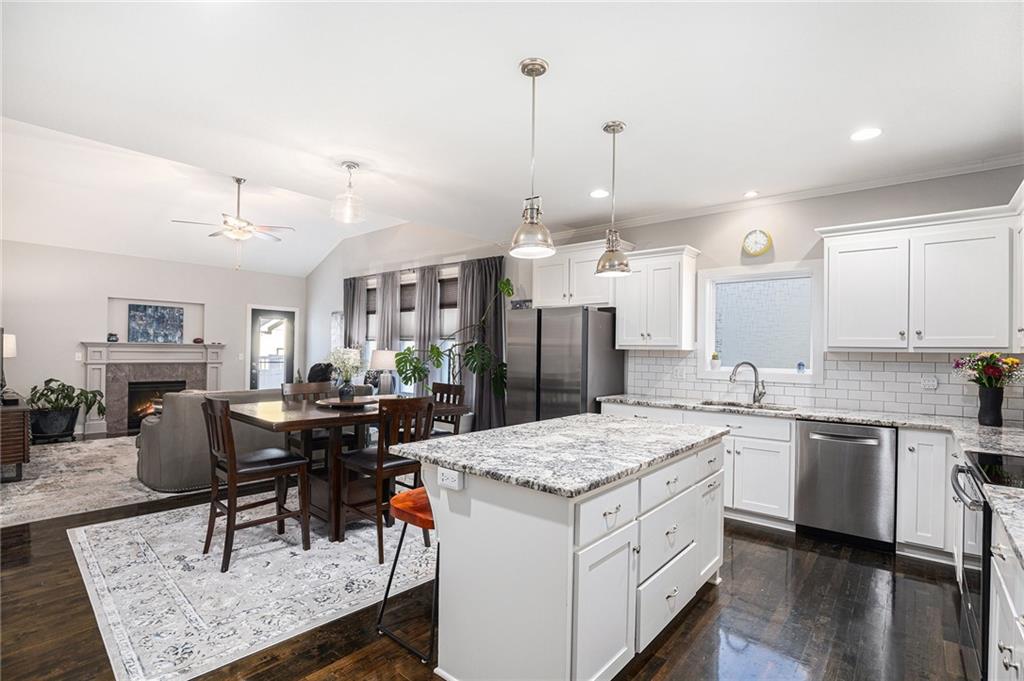 Homes for Sale in Kansas City, MO 64116 | 406 E 31st Avenue