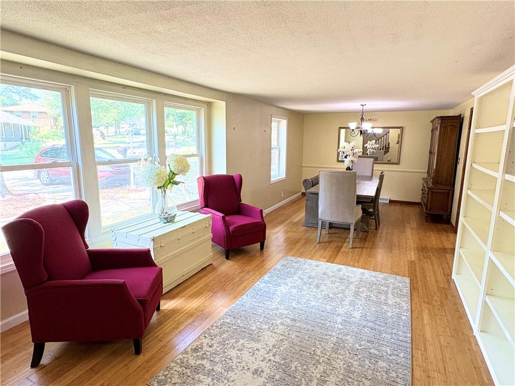 Homes for Sale in Kansas City, MO 64152 | 6607  QUAIL RUN Drive