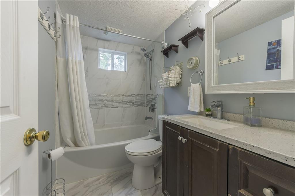 Homes for Sale in Kansas City, MO 64152 | 6607  QUAIL RUN Drive