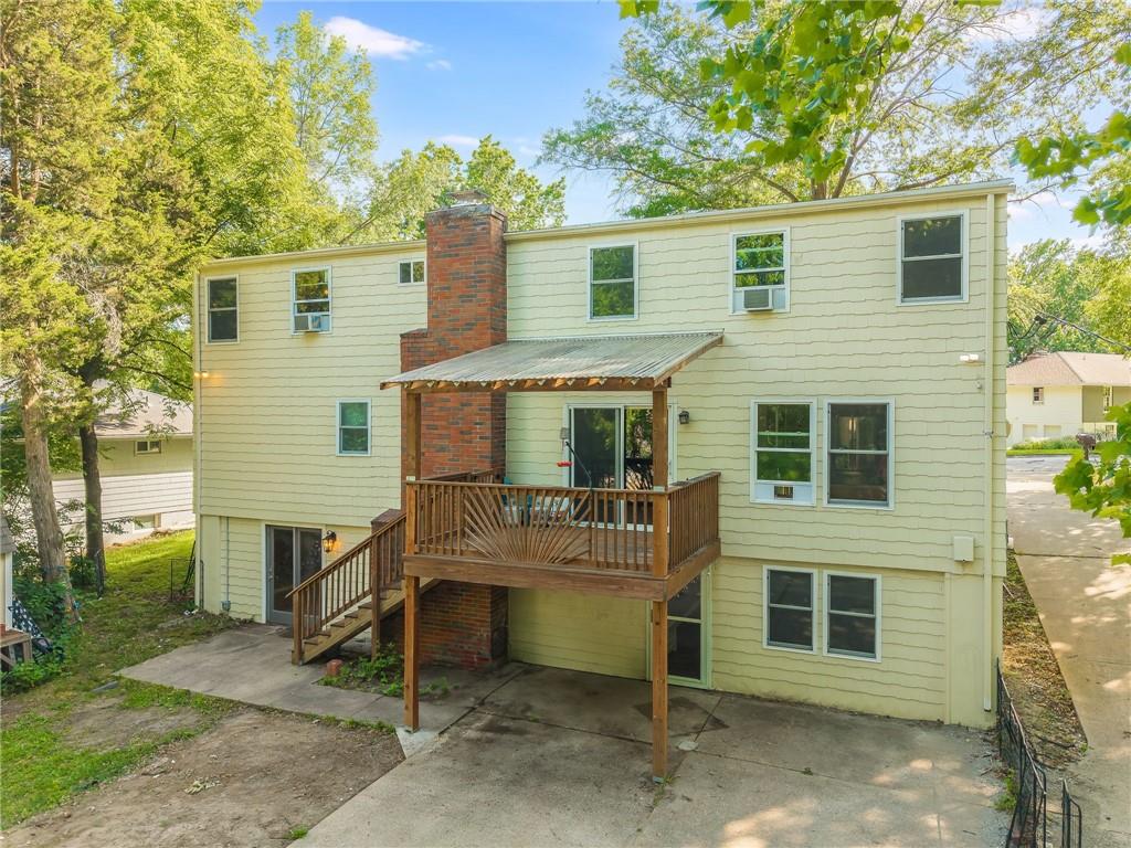 Homes for Sale in Kansas City, MO 64152 | 6607  QUAIL RUN Drive