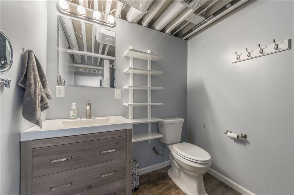 Homes for Sale in Kansas City, MO 64152 | 6607  QUAIL RUN Drive