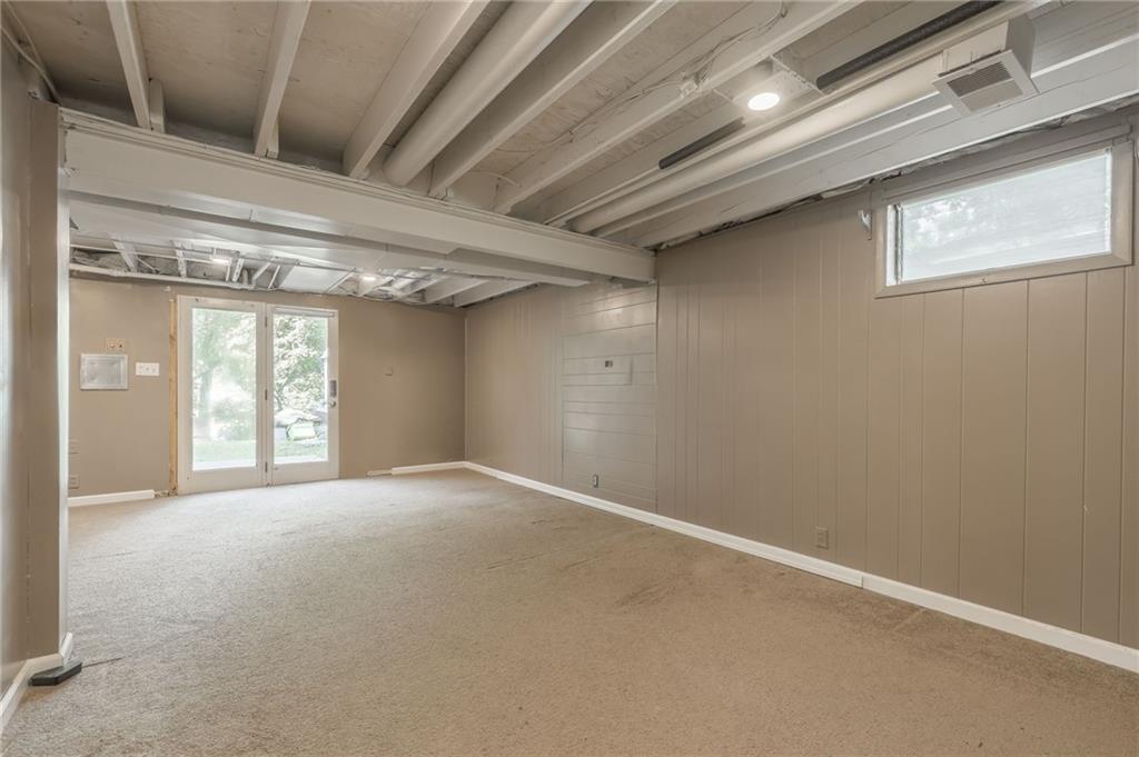 Homes for Sale in Kansas City, MO 64152 | 6607  QUAIL RUN Drive