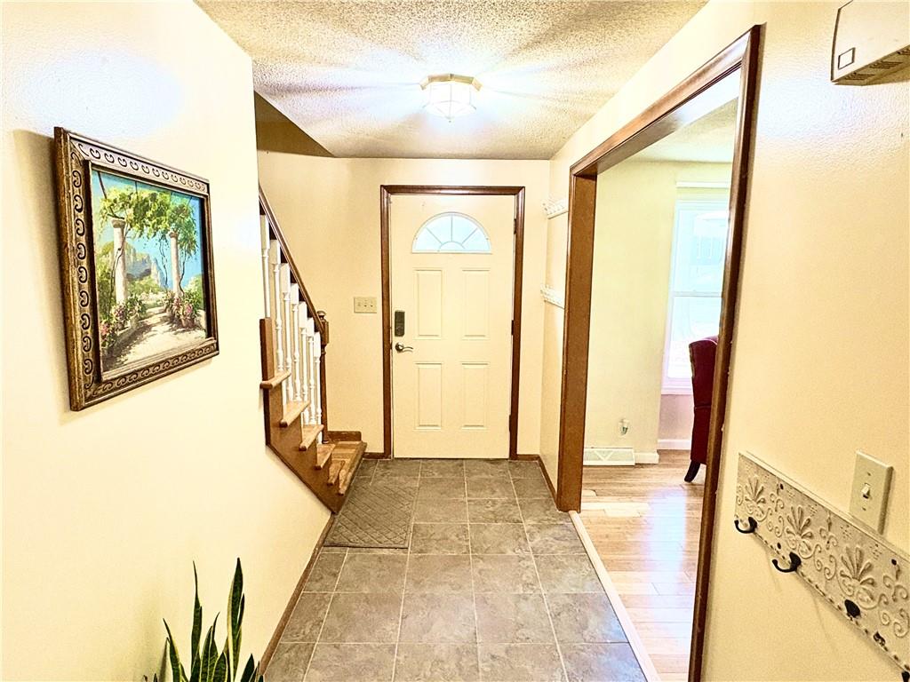 Homes for Sale in Kansas City, MO 64152 | 6607  QUAIL RUN Drive