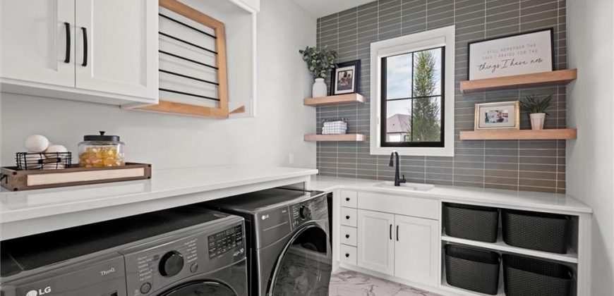 Homes for Sale in Parkville, MO 64152 | 7390 N National Drive