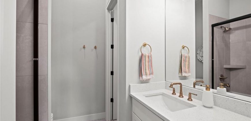 Homes for Sale in Parkville, MO 64152 | 7390 N National Drive