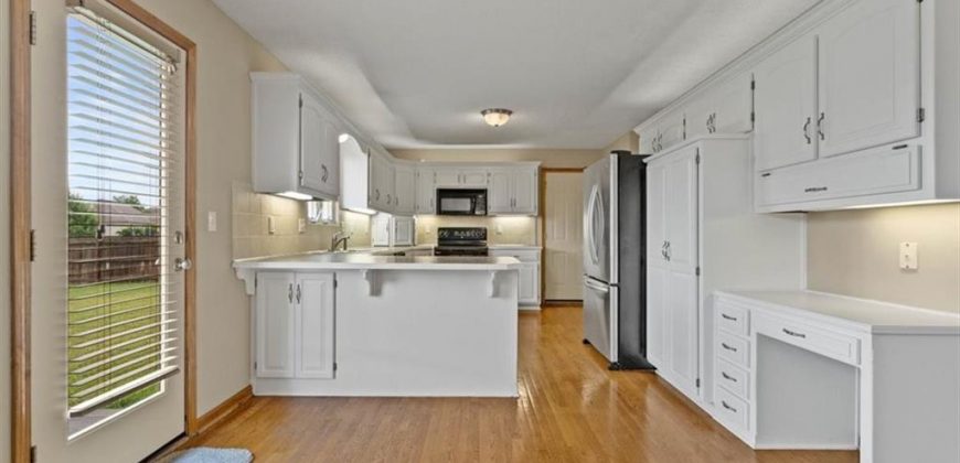 Homes for Sale in Kansas City, MO 64155 | 1812 NW 92nd Terrace