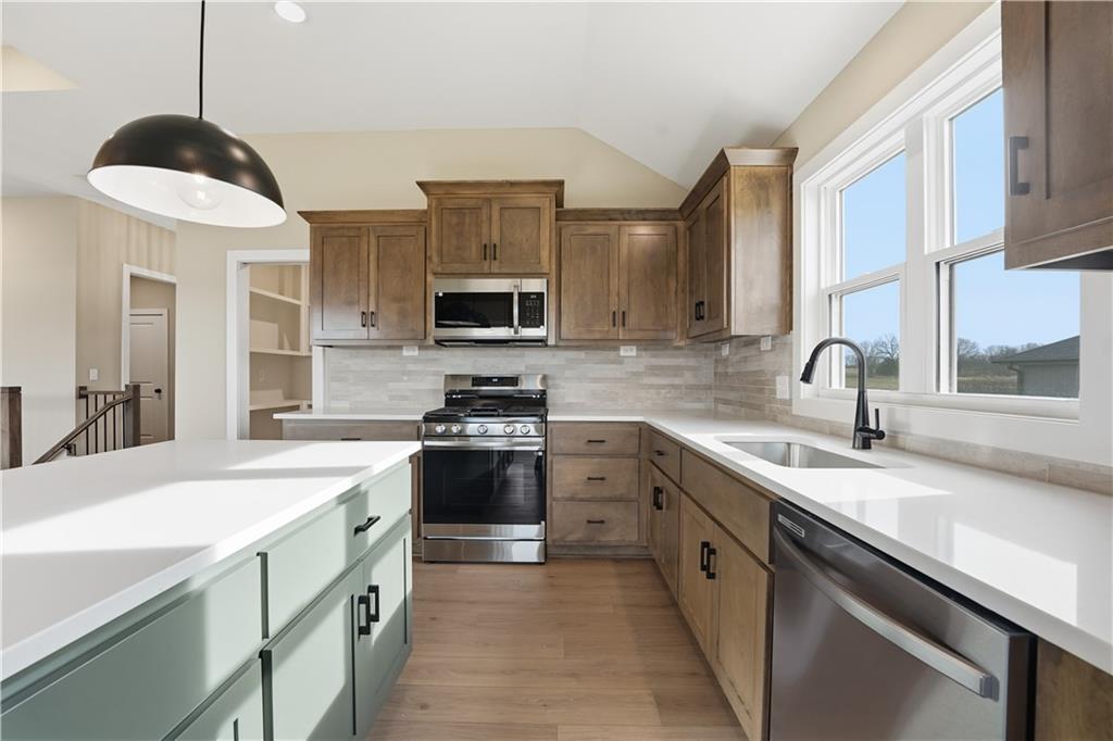 Homes for Sale in Kansas City, MO 64165 | 12160 N Tracy Avenue