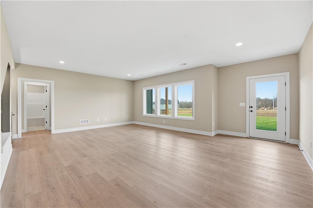 Homes for Sale in Kansas City, MO 64165 | 12160 N Tracy Avenue