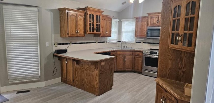 Homes for Sale in Kansas City, MO 64155 | 1408 NE 101st Terrace