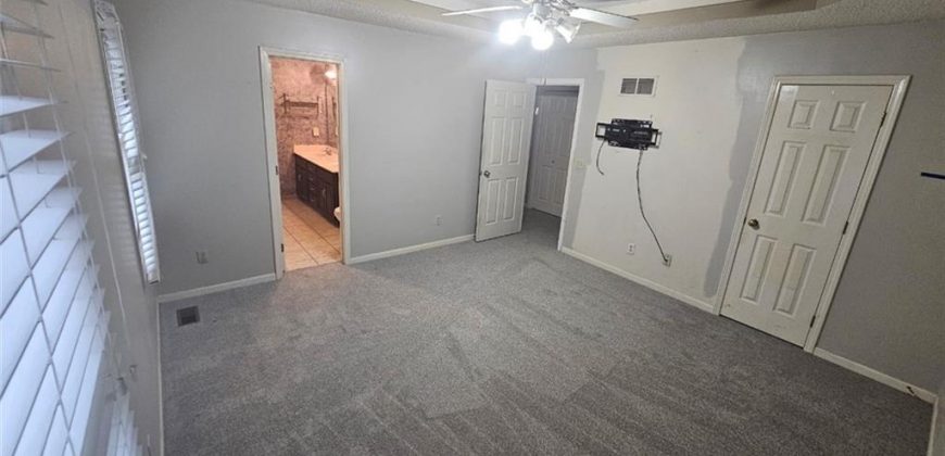 Homes for Sale in Kansas City, MO 64155 | 1408 NE 101st Terrace