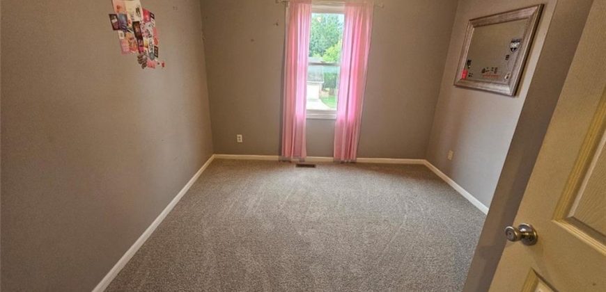 Homes for Sale in Kansas City, MO 64155 | 1408 NE 101st Terrace